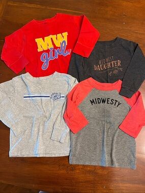 The Midwest Girl - Set of Long-Sleeve Tees